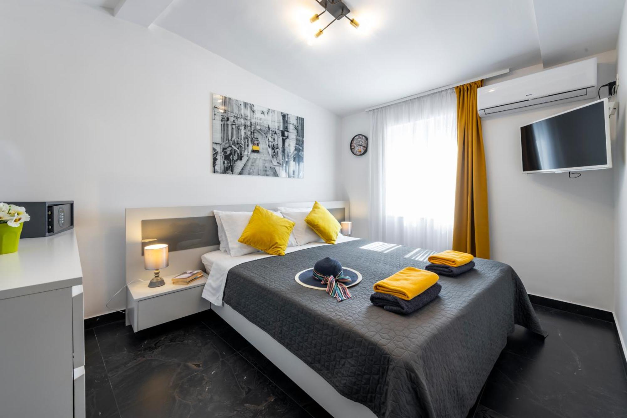 Apartments Nia Deluxe & Elegance Dubrovnik Bagian luar foto